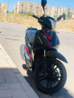 motos-scooters-st-sym-2019-khelil-bordj-bou-arreridj-algerie