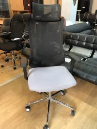 Chaise Opérateur Ergonomique en Filet avec Repose-tête ,des Accoudoirs et un Soutien dorsal réglable