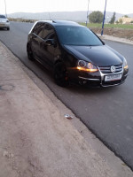 voitures-volkswagen-golf-5-2008-bouira-algerie