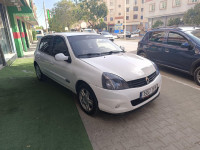 voitures-renault-clio-campus-2011-el-eulma-setif-algerie