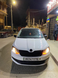 voitures-skoda-fabia-2017-monte-carlo-ain-benian-alger-algerie