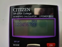 Vends Calculatrice scientifique.