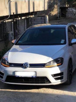 moyenne-berline-volkswagen-golf-7-2015-r-bab-ezzouar-alger-algerie