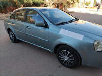 voitures-chevrolet-optra-4-portes-2004-oran-algerie