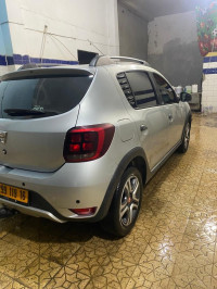 voitures-dacia-sandero-2019-stepway-privilege-berrouaghia-medea-algerie