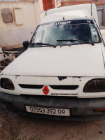 voitures-renault-express-1992-soumaa-blida-algerie