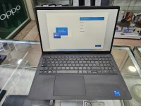 DELL VOSTRO 3520 i5 12eme 8G/512SSD 