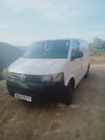 voitures-volkswagen-transporter-2012-algerie