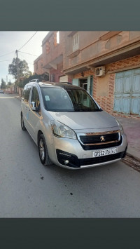 voitures-peugeot-partner-2016-tepee-frenda-tiaret-algerie