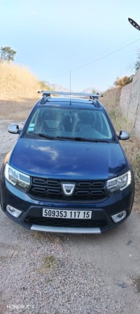 سيارات-dacia-sandero-2017-stepway-تيزي-نثلاثة-وزو-الجزائر