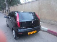 voitures-fiat-punto-2013-blida-algerie