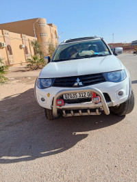 voitures-mitsubishi-l200-2012-doube-cabine-evolution-bechar-algerie