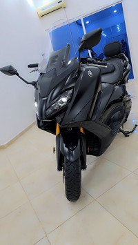 motos-et-scooters-yamaha-tmax-560-2024-mostaganem-algerie