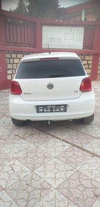 voitures-volkswagen-polo-2013-life-tiaret-algerie