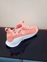 Basquette NIKE FREE