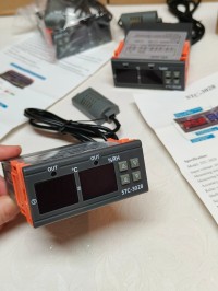 معدات-كهربائية-thermostat-stc3028-digital-controle-temperature-humidite-بوزريعة-الجزائر