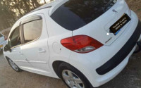 voitures-peugeot-207-plus-2013-oum-el-bouaghi-algerie