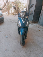 motos-et-scooters-sym-st-2019-medea-algerie