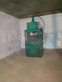 Presse hydraulique a balle