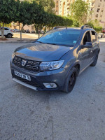 voitures-dacia-sandero-2018-stepway-el-harrach-alger-algerie