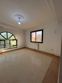 appartement-location-f3-alger-draria-algerie