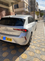 citadine-opel-astra-2023-elegance-constantine-algerie