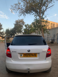 voitures-skoda-fabia-2014-fresh-ain-benian-alger-algerie