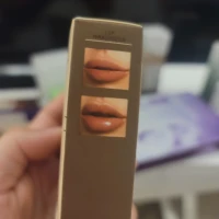 Derol ( filer botox ) lèvres 