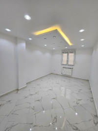 appartement-vente-f4-alger-bordj-el-bahri-algerie