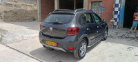 moyenne-berline-dacia-sandero-2019-stepway-algerie