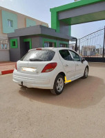 voitures-peugeot-207-2012-allure-sidi-lakhdaara-mostaganem-algerie