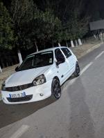 citadine-renault-clio-campus-2013-extreme-constantine-algerie