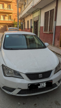 voitures-seat-ibiza-2012-jijel-algerie