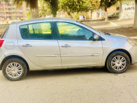 voitures-renault-clio-3-2010-oran-algerie