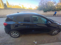 voitures-ford-fiesta-2021-trend-look-tlemcen-algerie