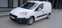 utilitaire-peugeot-partner-2013-oued-seguen-mila-algerie