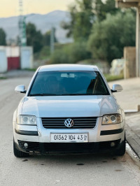 voitures-volkswagen-passat-2004-ferdjioua-mila-algerie