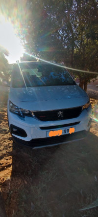 voitures-peugeot-partner-2019-hassi-rmel-laghouat-algerie