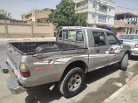 voitures-mitsubishi-l200-2002-algerie