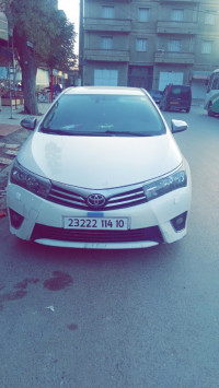 voitures-toyota-nouvelle-corolla-verso-2014-ain-bessem-bouira-algerie