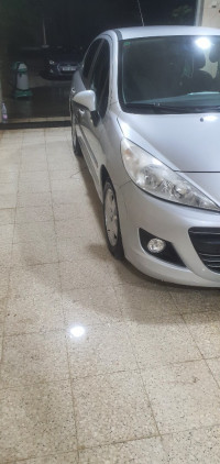 voitures-peugeot-207-2012-sportium-el-eulma-setif-algerie