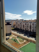 appartement-location-f3-alger-mahelma-algerie