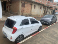 voitures-kia-picanto-2013-reghaia-alger-algerie