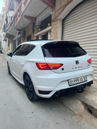 voitures-seat-leon-2015-linea-r-bir-el-djir-oran-algerie