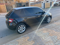 voitures-skoda-fabia-2015-khemisti-tipaza-algerie