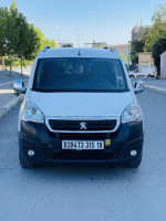 utilitaire-peugeot-b9-2015-el-eulma-setif-algerie