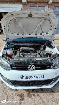 voitures-volkswagen-polo-2012-match-hamadia-tiaret-algerie