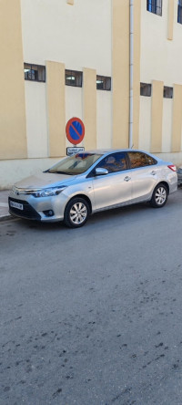 voitures-toyota-yaris-sedan-2014-tissemsilt-algerie