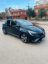 voitures-renault-clio-5-2023-rs-line-tlemcen-algerie