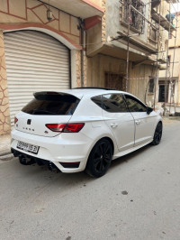 voitures-seat-leon-2015-linea-r-bir-el-djir-oran-algerie